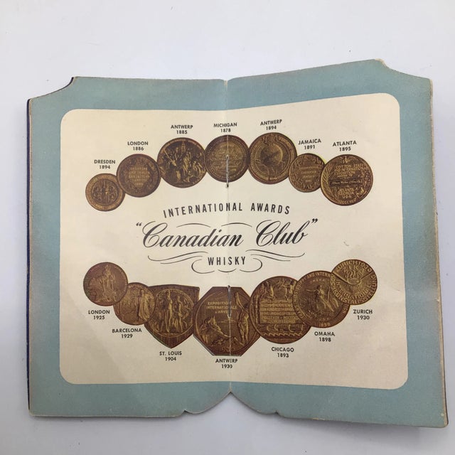 Paper 1930's Hiram Walker “How to Be a Good Mixer” Cocktail Recipe Booklet For Sale - Image 7 of 13