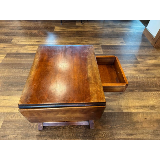 Mid-Century Cushman Colonial Creations Maple Drop-Leaf Coffee Table. Single Drawer For Sale - Image 6 of 6