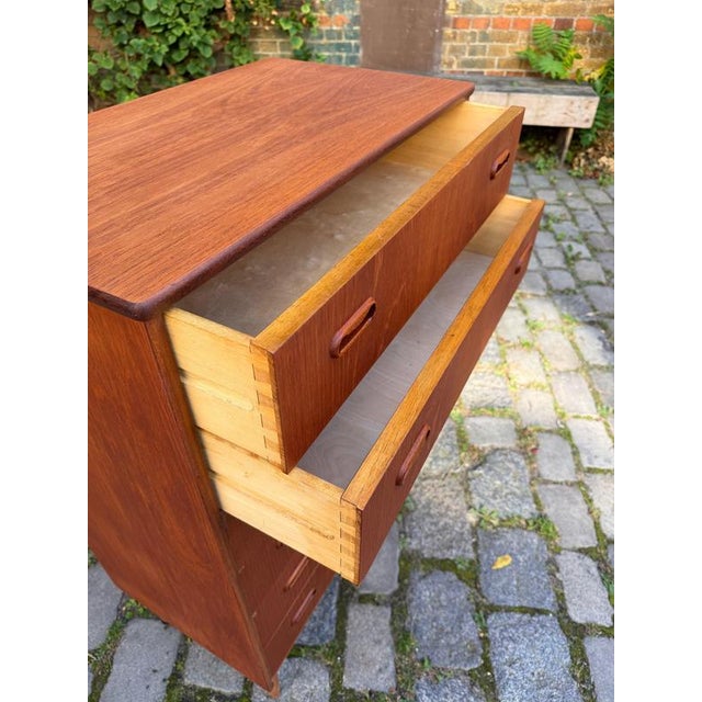 Teak Chest of Drawers with Recessed Handles from Kværndrup Møbelfabrik For Sale - Image 9 of 11