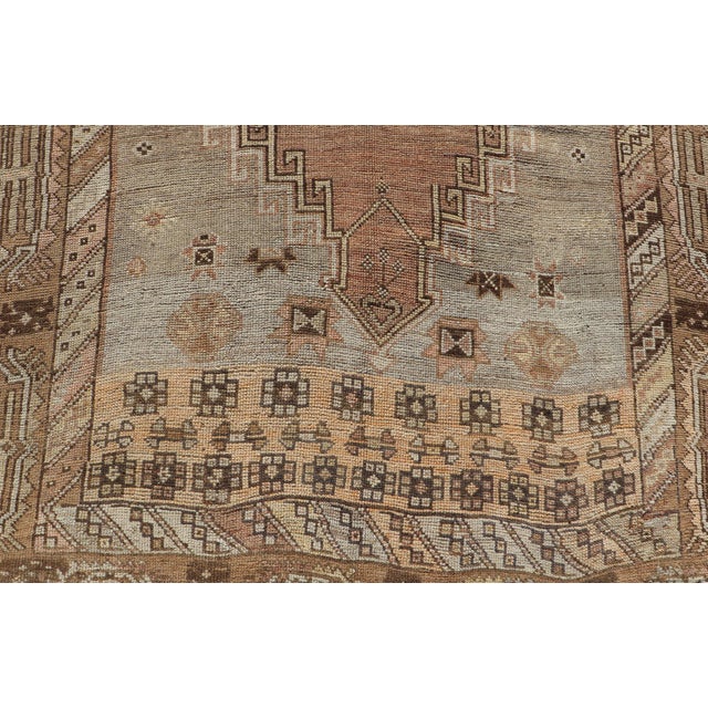 Early 20th Century Antique Turkish Kars Oushak Gallery Rug With Geometric Medallion Design For Sale - Image 5 of 11