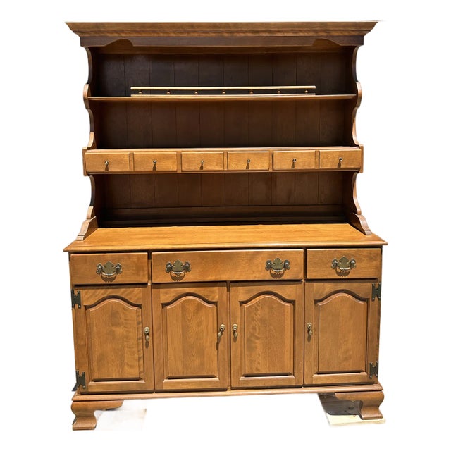 Vintage 1960s Ethan Allen by Baumritter Solid Maple Hutch & Buffet Set – Early American Collection, Nutmeg Maple Finish For Sale