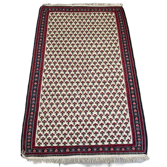 Farahan Rug with Floral Pattern by Ignoto for Ignoto For Sale - Image 9 of 9