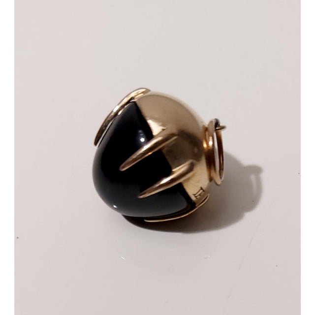 Contemporary 18k Yellow Gold Pendant with Black Onyx, 1980s For Sale - Image 3 of 18