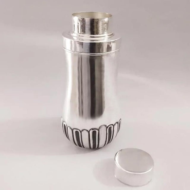 Mid-Century Modern Stainless Steel Cocktail Shaker from Macabo, 1950s For Sale - Image 3 of 8