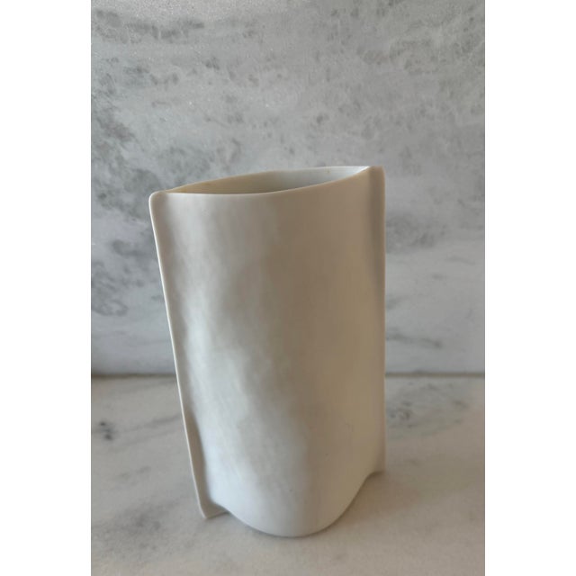 Postmodern Sculptural White Porcelain Vase by Johan Van Loon for Rosenthal For Sale - Image 3 of 12