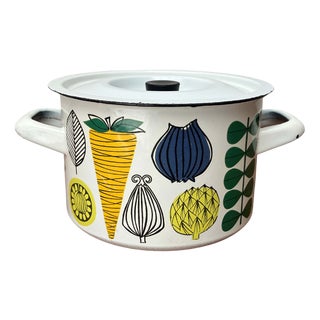 Mid-Century Modern Vegeta Series Enamel Pot by Esteri Tomul for Finel, Finland, 1960s For Sale