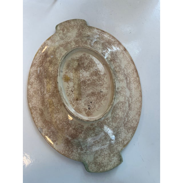 Late 19th Century Victorian Oval Majolica Ceramic Platter Decorated With Large Leaf For Sale - Image 4 of 7