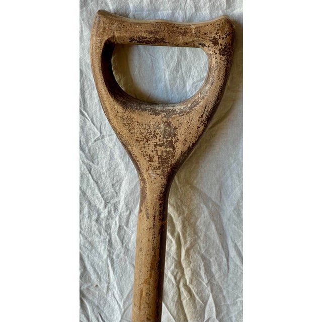 This is a fabulous piece for a rustic country decor in a barn, shed or a primitive house. It has a fantastic carved shape...