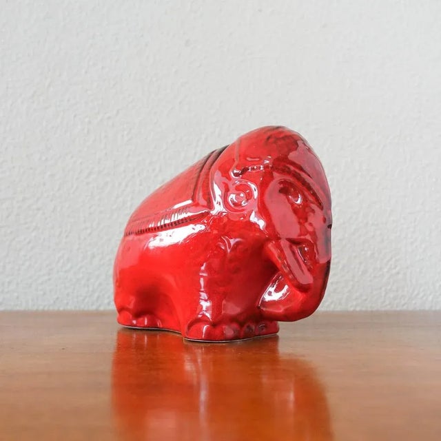 1970s Vintage Red Glaze Ceramic Elephant in the style of Bitossi, 1970s For Sale - Image 5 of 12