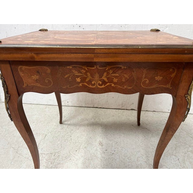 Louis XV Style Games Table with Marquetry Decoration, 20th Century For Sale - Image 12 of 15