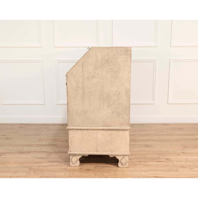 Wood 19th-century Scandinavian bureau with exquisite carved detailing For Sale - Image 7 of 16