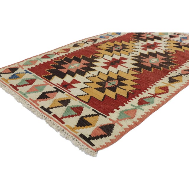 Vintage Persian Shiraz Kilim Rug with Southwestern Tribal Style 03'00 x 04'07. Full of tiny details and a bold expressive...