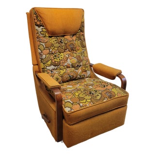 Vintage 1970s Recliner Rocker in Floral Upholstery For Sale