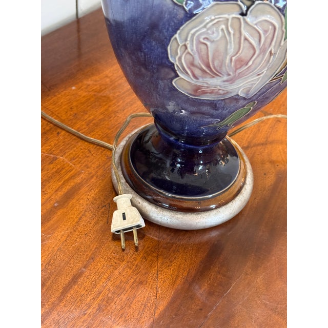 1950s Pair of Royal Doulton “Rose” Lamps For Sale - Image 12 of 15
