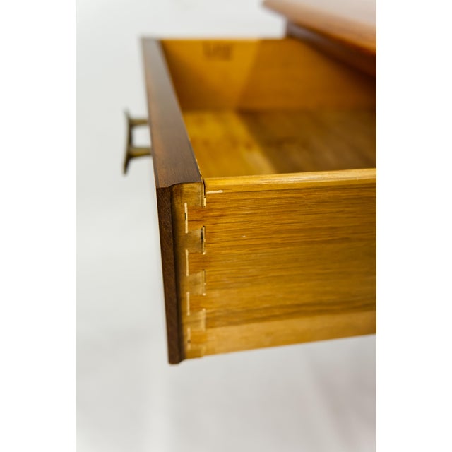 Mid Twentieth Century Modern Lane Acclaim Side Table With Drawer For Sale - Image 11 of 14