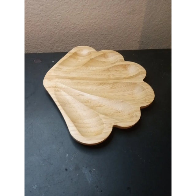 1980s Gorgeous Beachly Bamboo Shell Tray For Sale In Dallas - Image 6 of 6