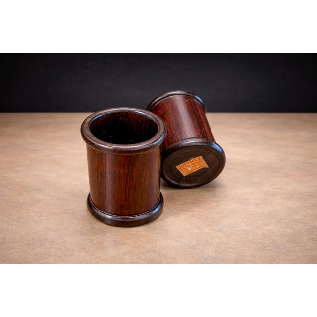 Set of two Brazilian Mid-Century Modern Pen Holders in Rosewood, Jupanam, 1960s - Lot 739 For Sale - Image 4 of 8