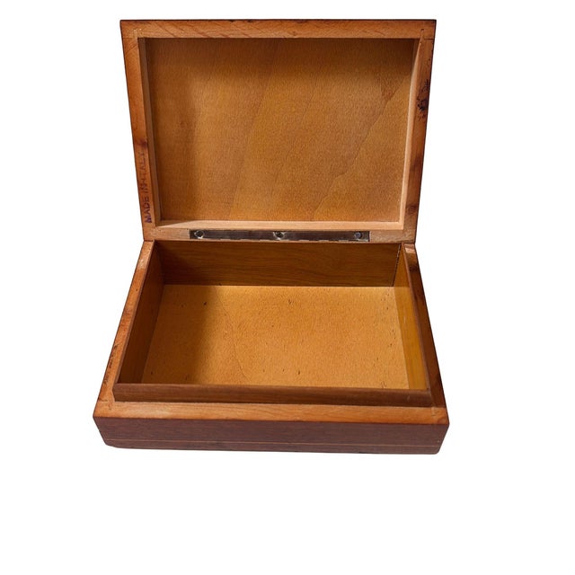 1960s Vintage Italian Sorrento Inlaid Marquetry Box For Sale - Image 5 of 7