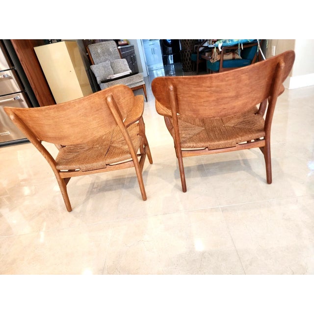 Vintage Hans Wegner Ch22 Carl Hansen & Son Oak Lounge Easy Chairs MCM - A Pair For Sale In Dallas - Image 6 of 10