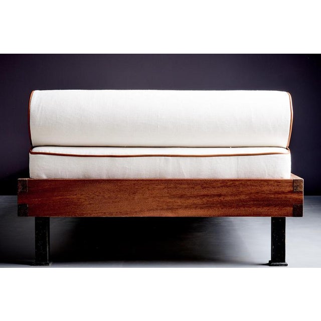 1950s Daybed with Mahogany Frame in the style of Charlotte Perriand, France, 1950s For Sale - Image 5 of 18