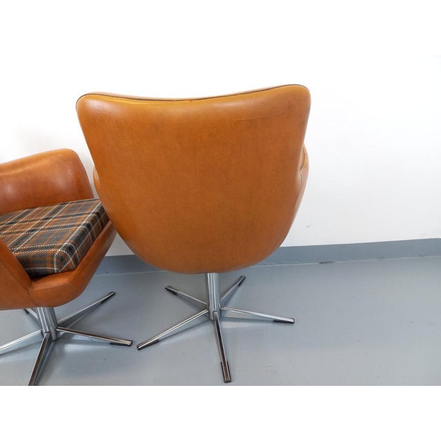 Set of Vintage Skai and Chrome Armchairs, 1970s For Sale - Image 16 of 18