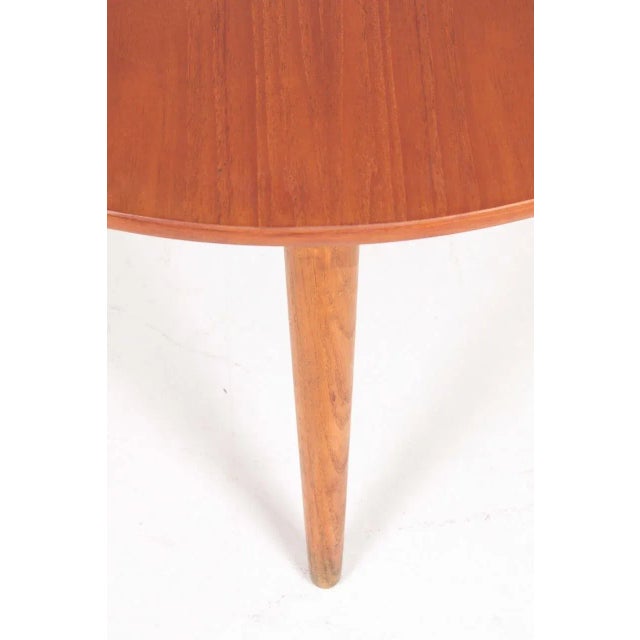 Danish Teak and Oak Coffee Table by Hans J. Wegner for Andreas Tuck, 1950s For Sale - Image 9 of 15