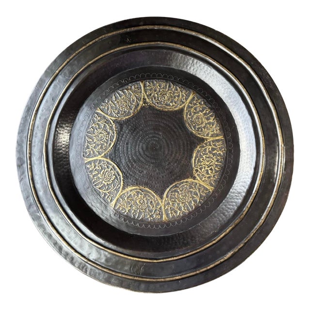 Large 30” Persian Style Repousse Floral Brass Tray Black Bronze Finish For Sale