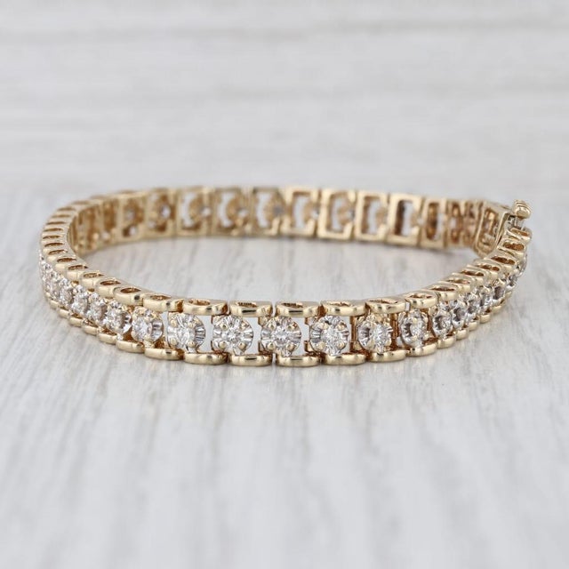 2010s 1.75ctw Diamond Tennis Bracelet 14k Yellow Gold 7.5" 6mm For Sale - Image 5 of 8