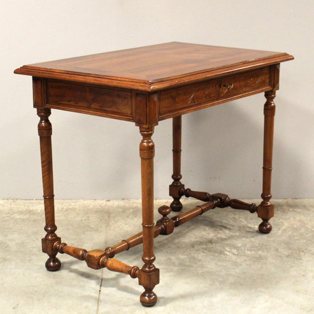 Walnut Writing Table, 19th Century For Sale - Image 3 of 16