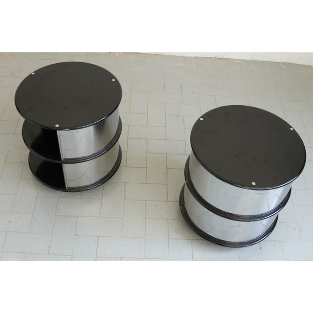 1970s Bedside Tables in Chrome-Plated Steel and Plastic, Italy, 1970s, Set of 2 For Sale - Image 5 of 7