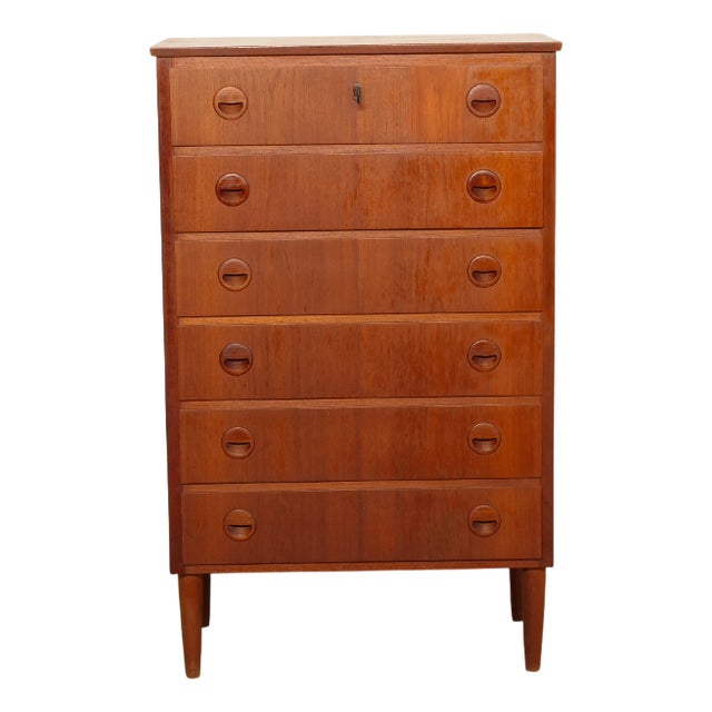 Vintage Danish Chest of Drawers in Teak For Sale
