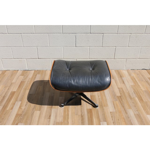 1960s Herman Miller Eames Lounge Chair & Ottoman in Brazilian Rosewood and Black Leather For Sale - Image 10 of 18