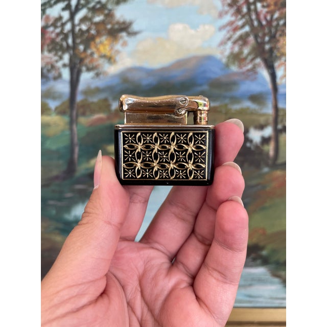 Pair of Vintage Tabletop Lighters - Art Deco CMC Continental and Mid-Century Prince Lighter Japan. For Sale - Image 10 of 10