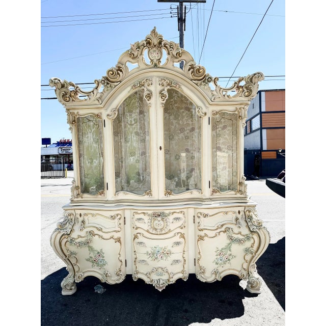 2000 - 2009 Silik Italian Baroque French Rococo Showcase Display China Cabinet Italy 3d New Condition For Sale - Image 5 of 5
