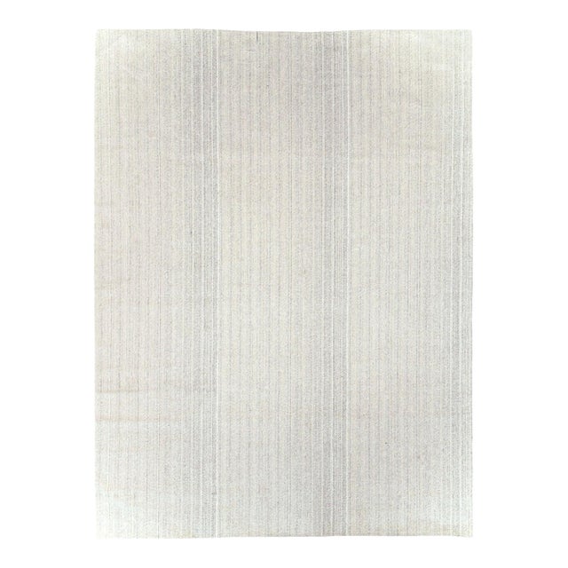 Galerie Shabab Collection Mid-20th Century Handmade Turkish Flat-Weave Kilim Room Size Carpet For Sale