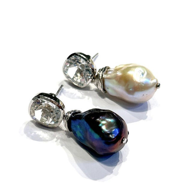 Bochic “Orient” Topaz & White South Pearls Earrings set 18K White Gold & Silver, 2 pieces For Sale - Image 4 of 11