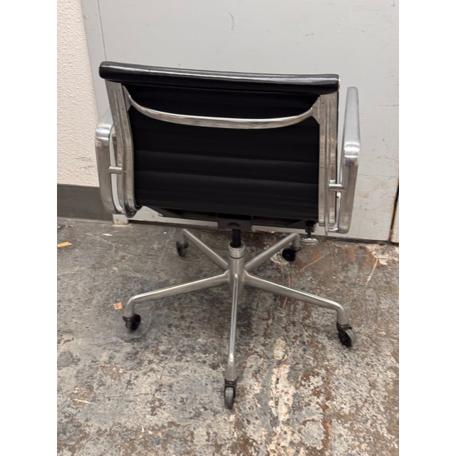 2010s Charle & Ray Eames for Herman Miller Office Management Chair For Sale - Image 5 of 12
