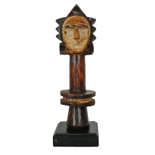 Early 20th Century Vintage Carved Wood Cross River Figure Post For Sale - Image 5 of 5