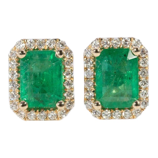 Solid 14k Gold, 2.1ct Zambian Emerald Earrings With Earth-Mined Diamonds Halo For Sale