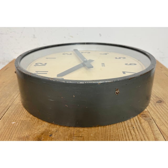 Industrial Dark Grey Factory Wall Clock from IBM, 1950s For Sale - Image 11 of 18