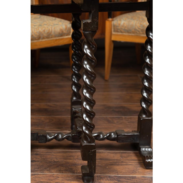 English English 1850s Oak Gate Leg Oval Table with Carved Decor and Barley Twist Base For Sale - Image 3 of 12