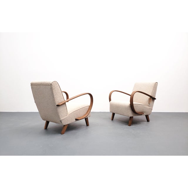 Vintage Bentwood Lounge Chair in Beige Boucle by Jindrich Halabala, 1930 For Sale - Image 4 of 11