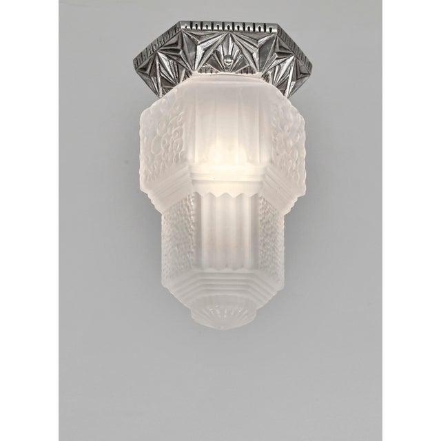 Art Deco Pair of Francis Hubens & Muller Freres French Art Deco Flush Mounts - 1930s Frosted Glass & Nickel For Sale - Image 3 of 12