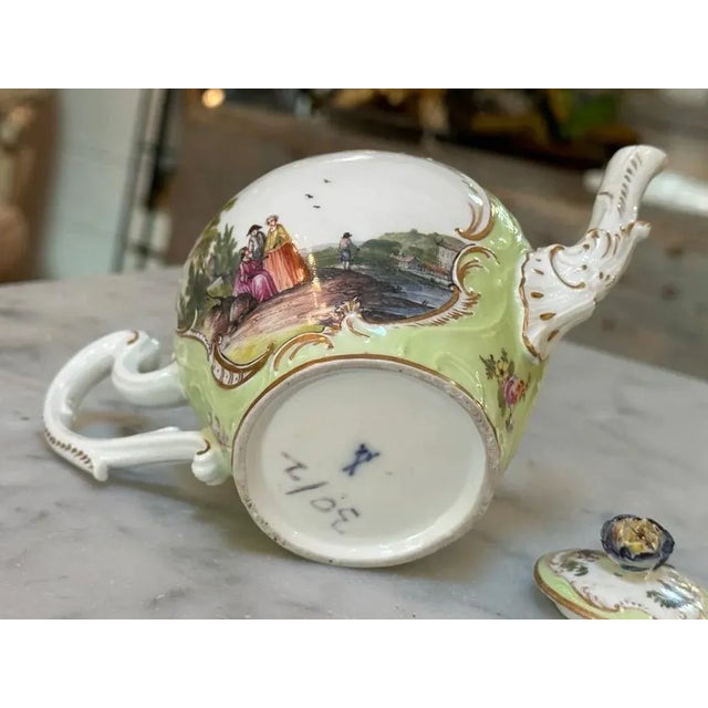 18th Century 18th Century German Decorated Meissen Teapot For Sale - Image 5 of 6