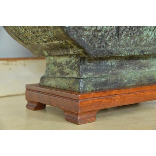 Chinese Dynasty Style Bronze Moonflask Table Lamp For Sale - Image 13 of 18