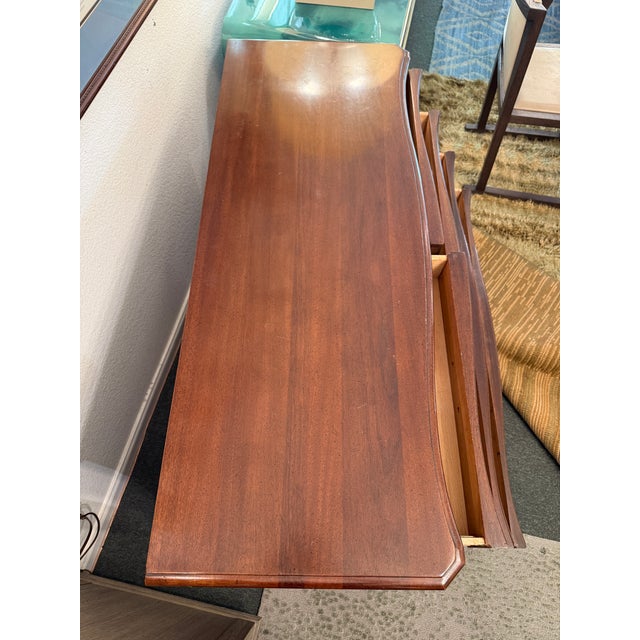 Early 21st Century Davis Cabinet Company Mahogany Chest of Drawers For Sale - Image 5 of 12