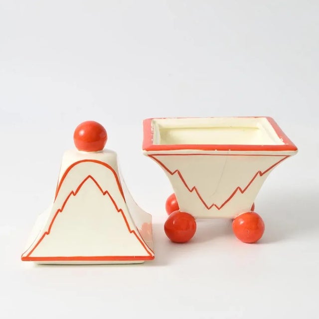 1920s Cubist Style Czech Earthenware Box, 1920s For Sale - Image 5 of 9