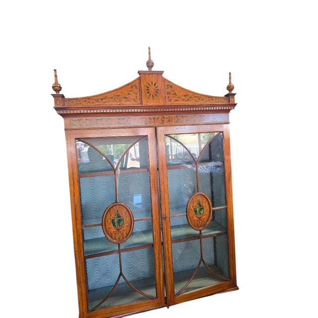 Wood Early 20th Century Sheraton-Style Painted Glass Display Cabinet on Stand – 2 Piece For Sale - Image 7 of 9