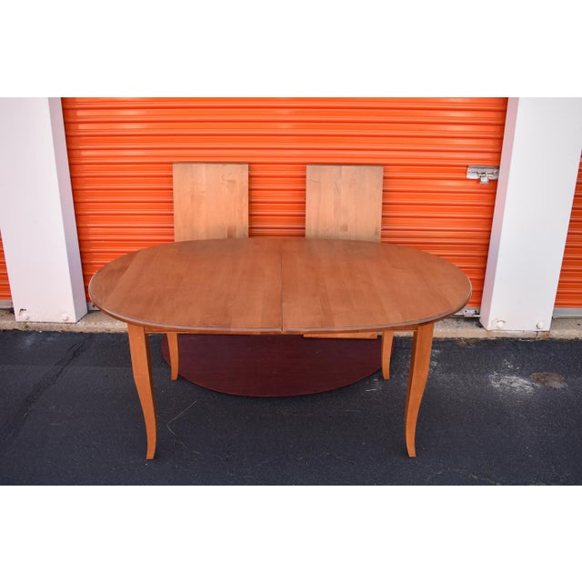 Vtg. Ethan Allen Maple Transitional Style Dining Table W/2 Leaves For Sale - Image 13 of 15