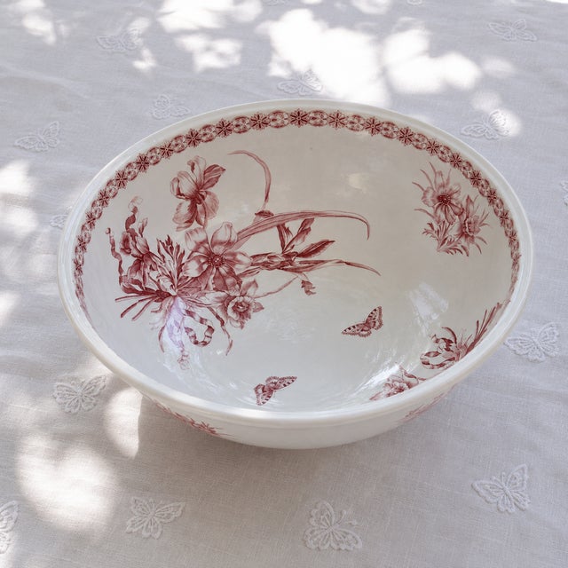 Antique French Salad Bowl by Bertrand Bordeaux Anémone For Sale - Image 9 of 9